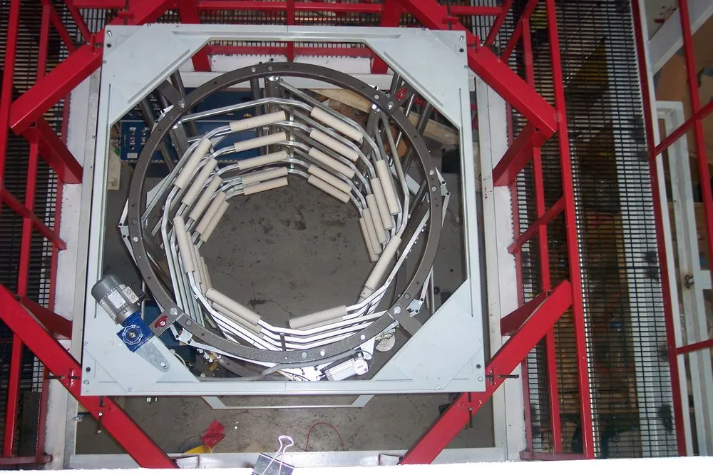 Slide of R & R Electric Service