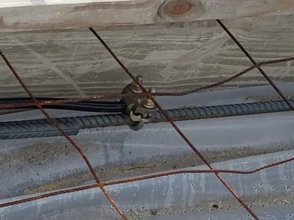 Slide of R & R Electrical Enterprises