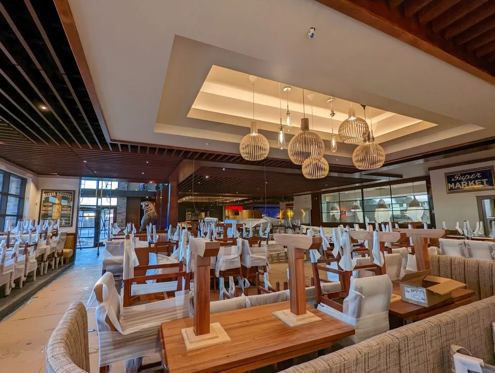 Slide of R & W Home Enhancements