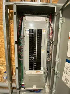 R And S Electrical Services Logo