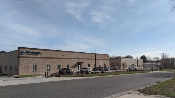 R D Graham Electric Logo