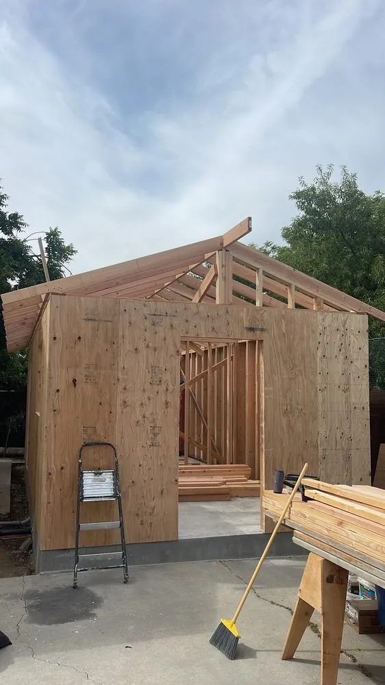 Slide of R E S Residencial General Construction