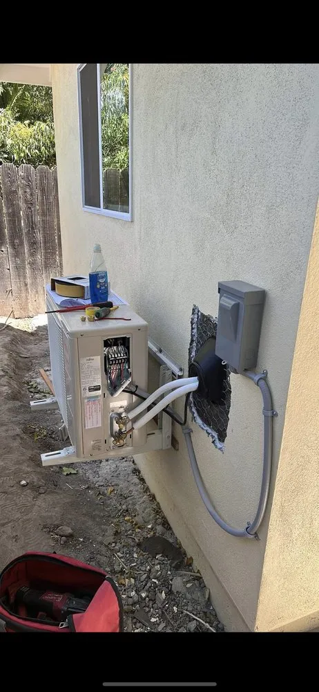 Certified lighting installation service in ,  - R E S Residencial General Construction