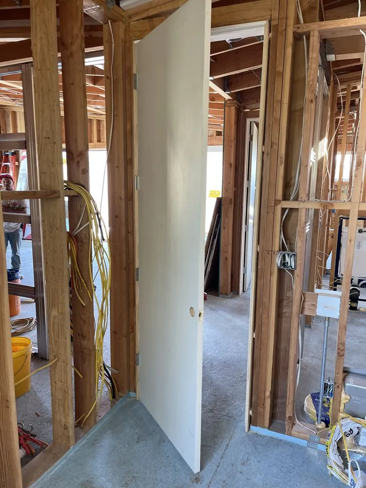 Slide of R E S Residencial General Construction