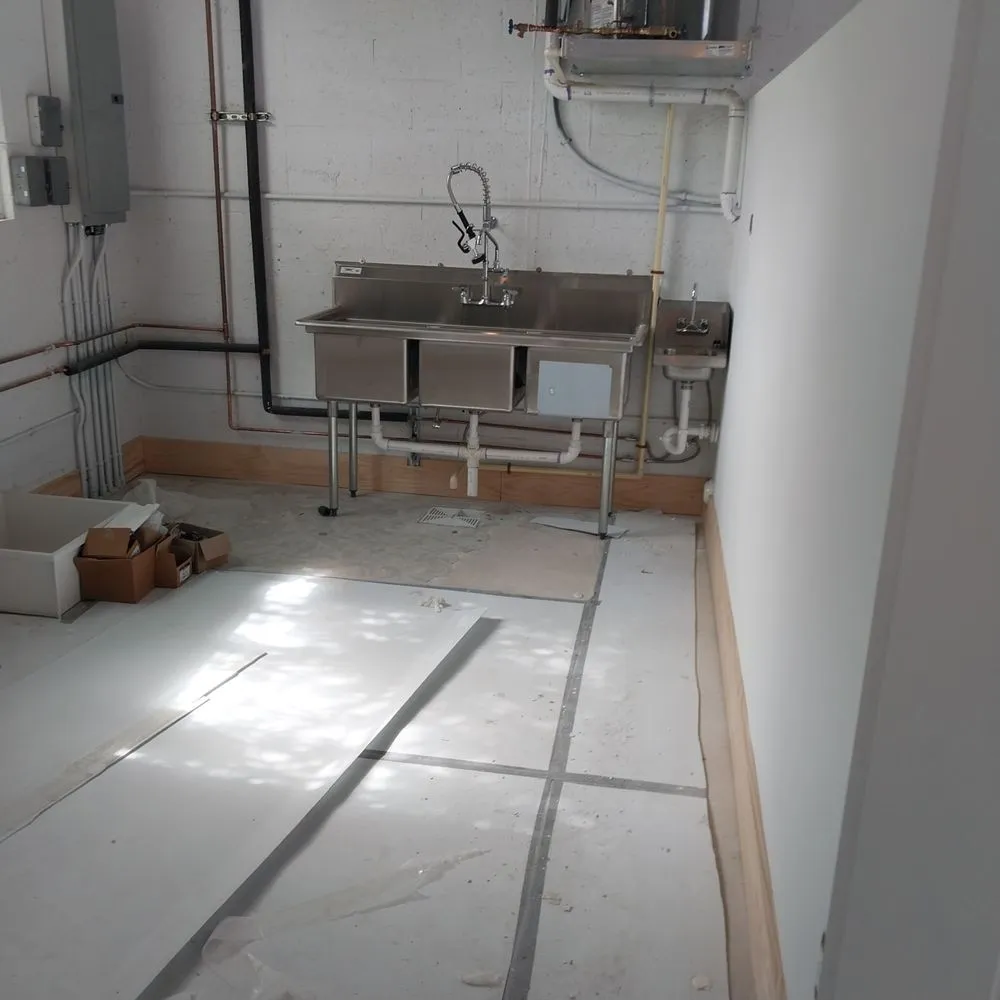 Slide of R E Solvers Handymen