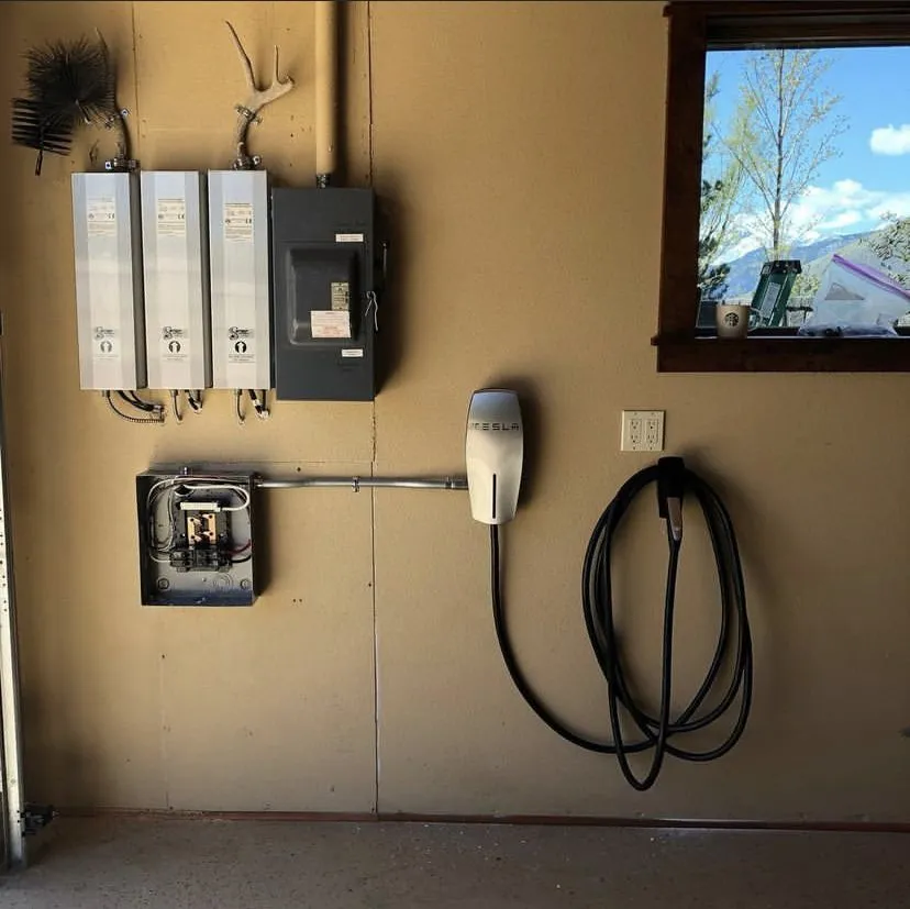 Slide of R Electrical Services