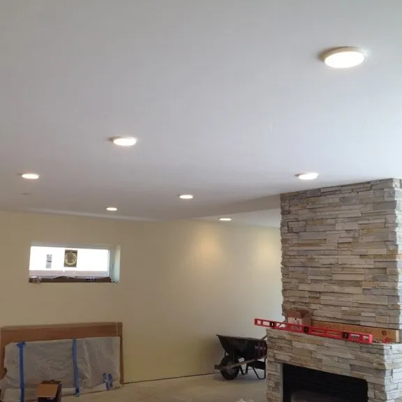 Slide of R Electrical Services