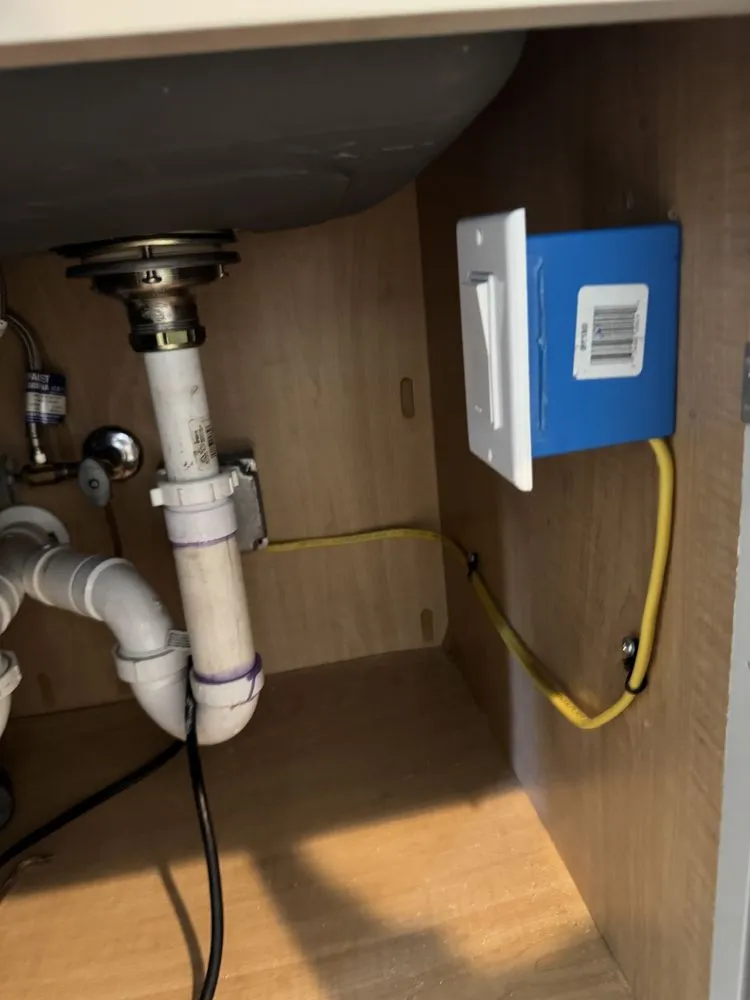 Slide of R Garcia Electric