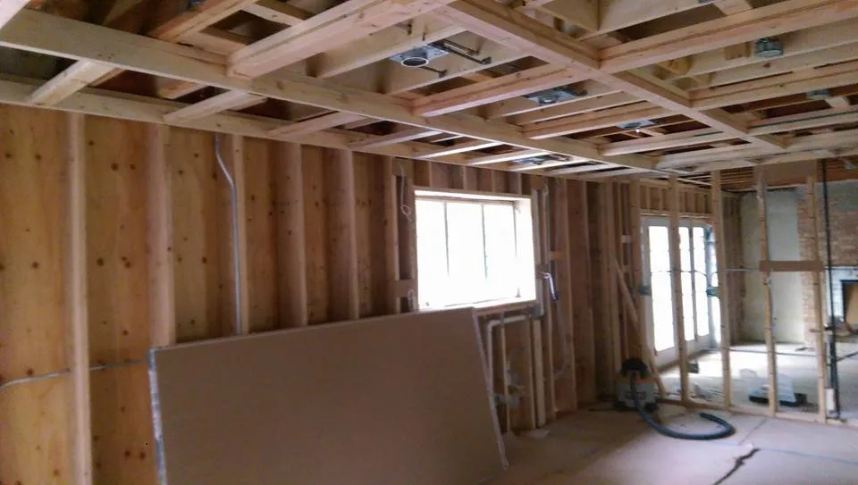 Slide of R Guys Electric