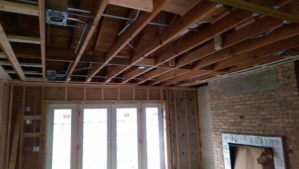 Slide of R Guys Electric