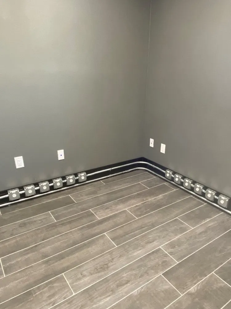 Slide of R L Roberts Electrical Contractors