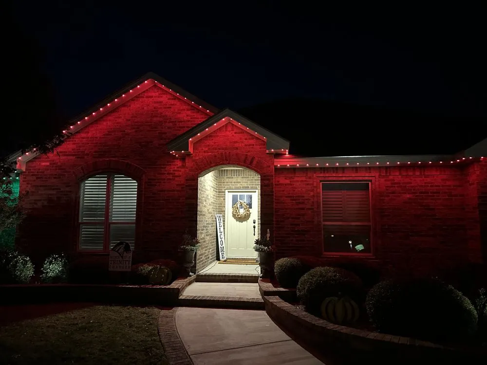 Affordable electrician providing emergency electrical service in ,