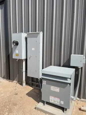 R L Roberts Electrical Contractors