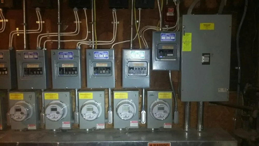 Slide of R L Thompson Electrical Contractor