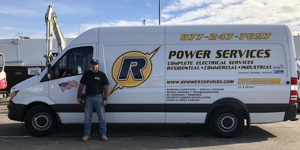 Licensed electrical repair service in La Crescenta, CA - R Power Services