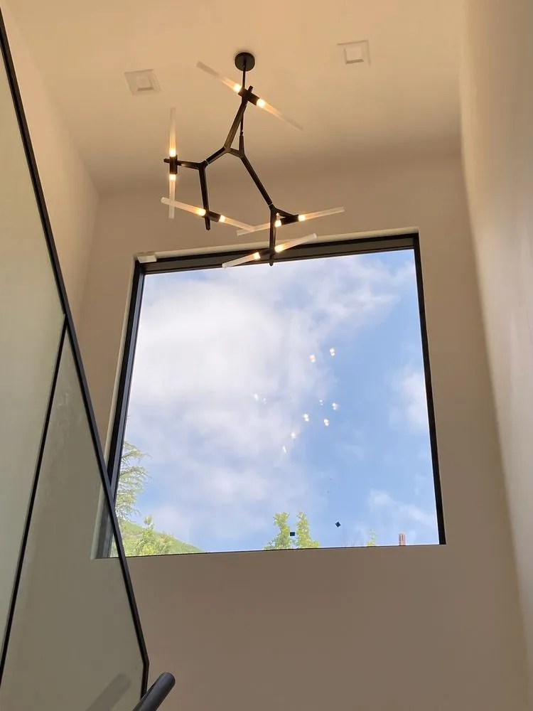 Trusted electrician providing electrical repair in La Crescenta, CA - R Power Services