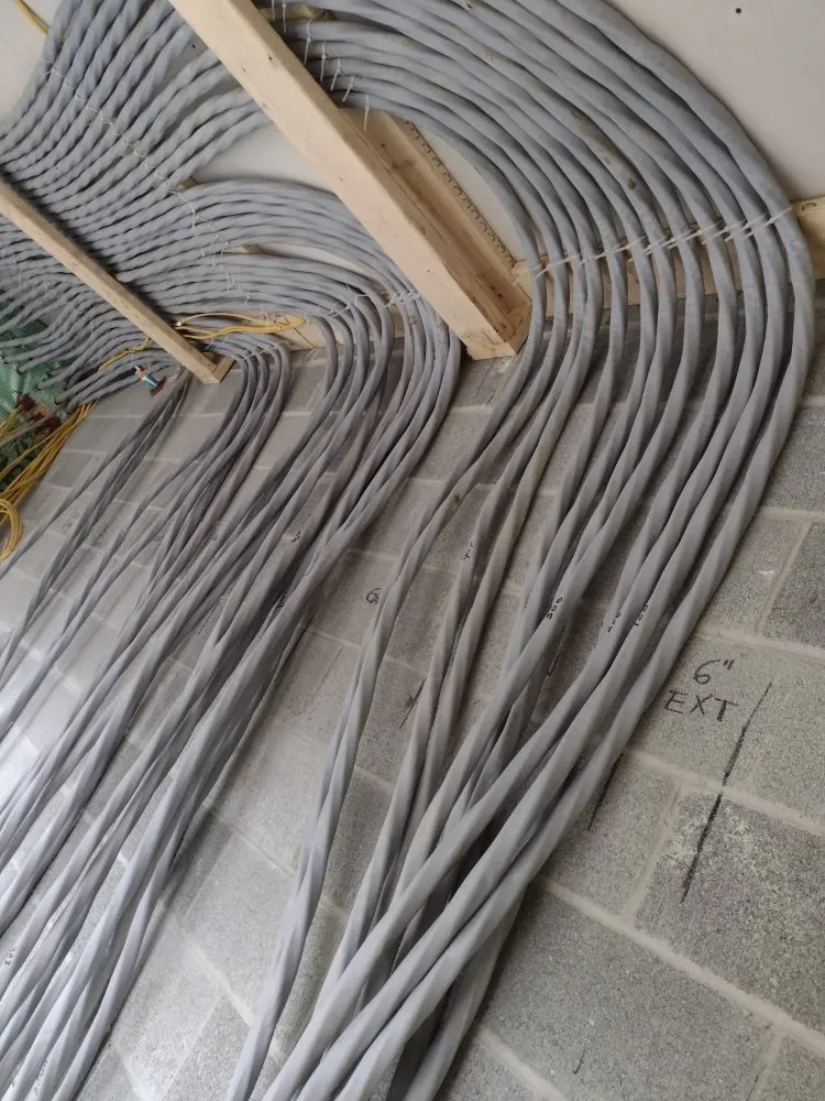 Slide of R. ramos electricity