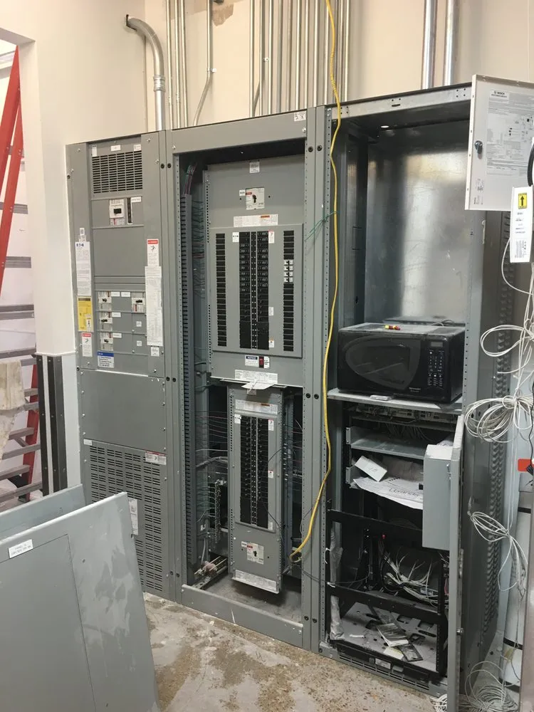 Licensed lighting installation service in ,  - R S Electric