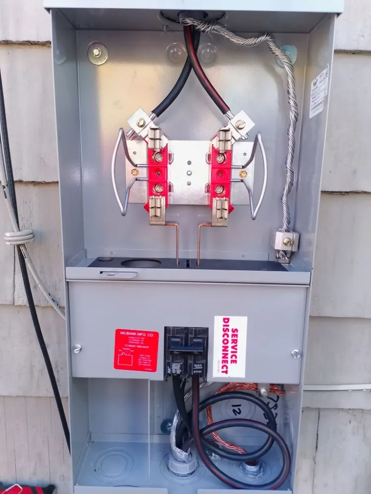 Slide of R Silvia Electrical Contractor