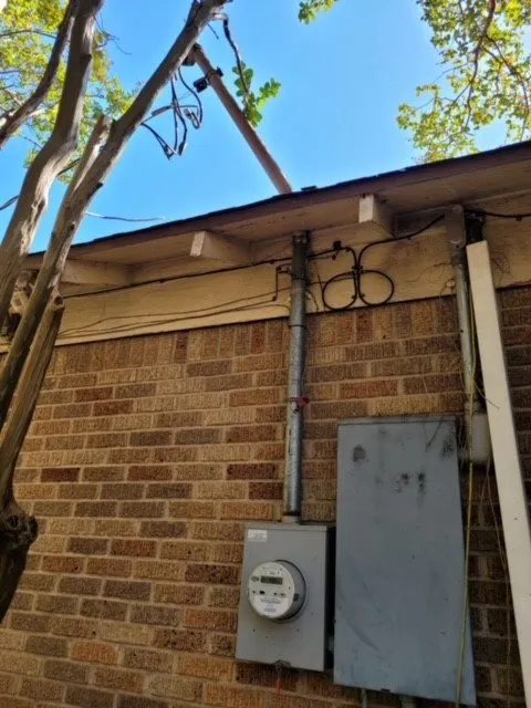 Slide of R Squared Electric