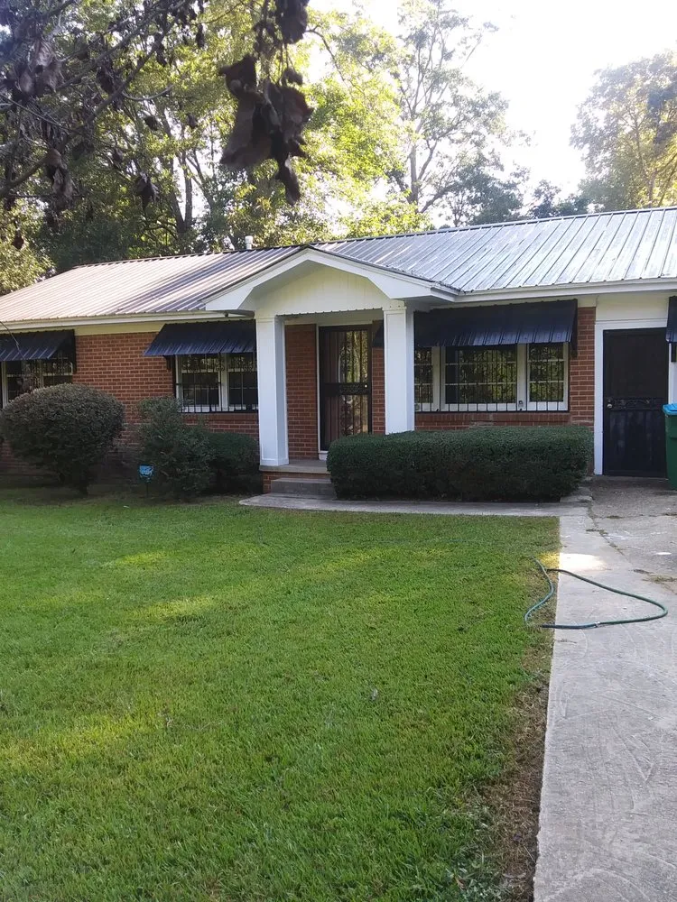 Licensed electrical repair experts serving Meridian, MS - R Williams Construction Services