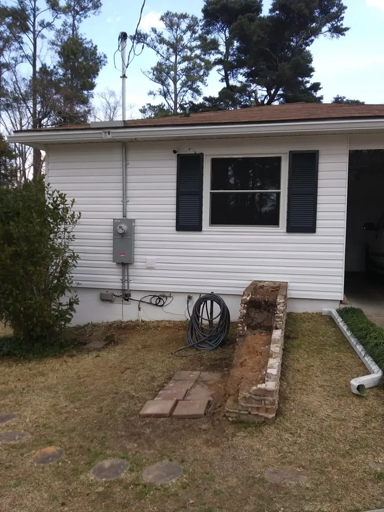 Trusted electrician providing electrical repair in Meridian, MS - R Williams Construction Services