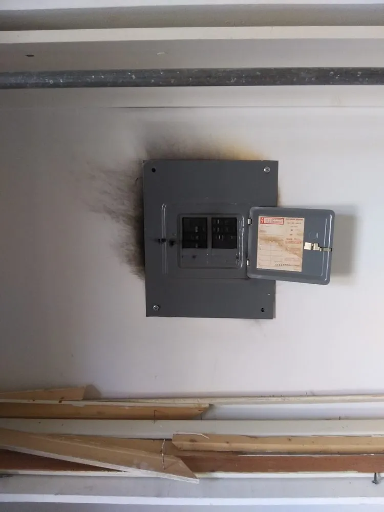 Slide of R Williams Construction Services