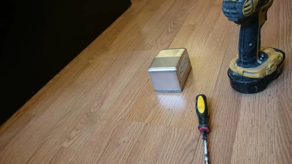 Slide of R Y I POWER