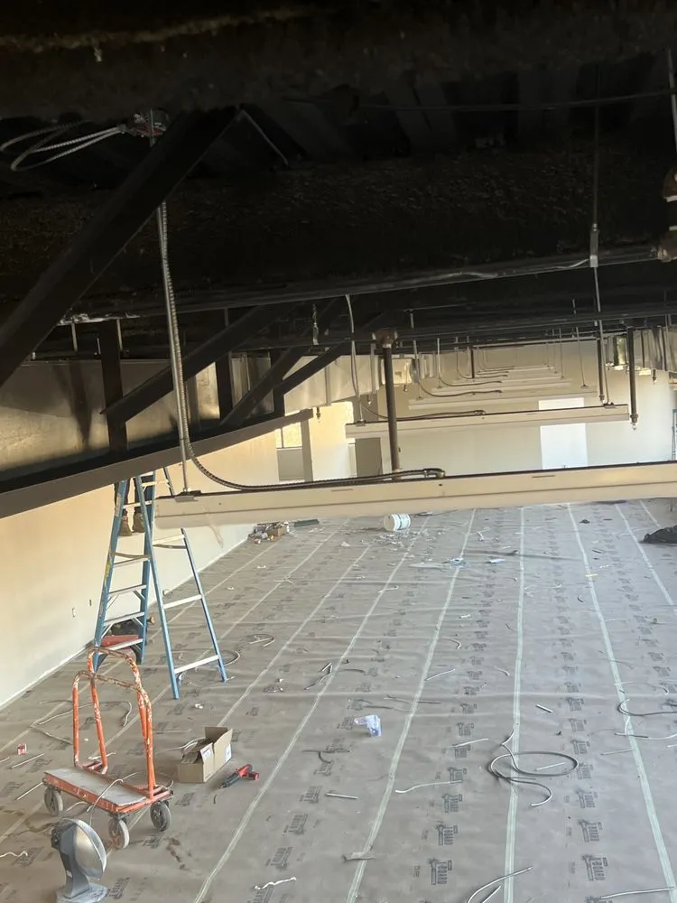 Slide of R Zelaya Electric