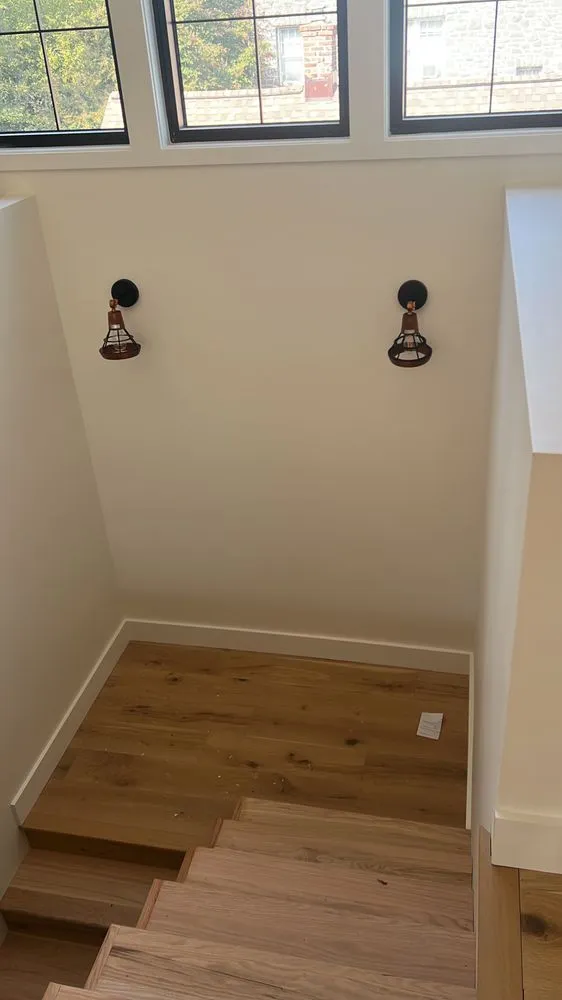 Slide of R Zelaya Electric