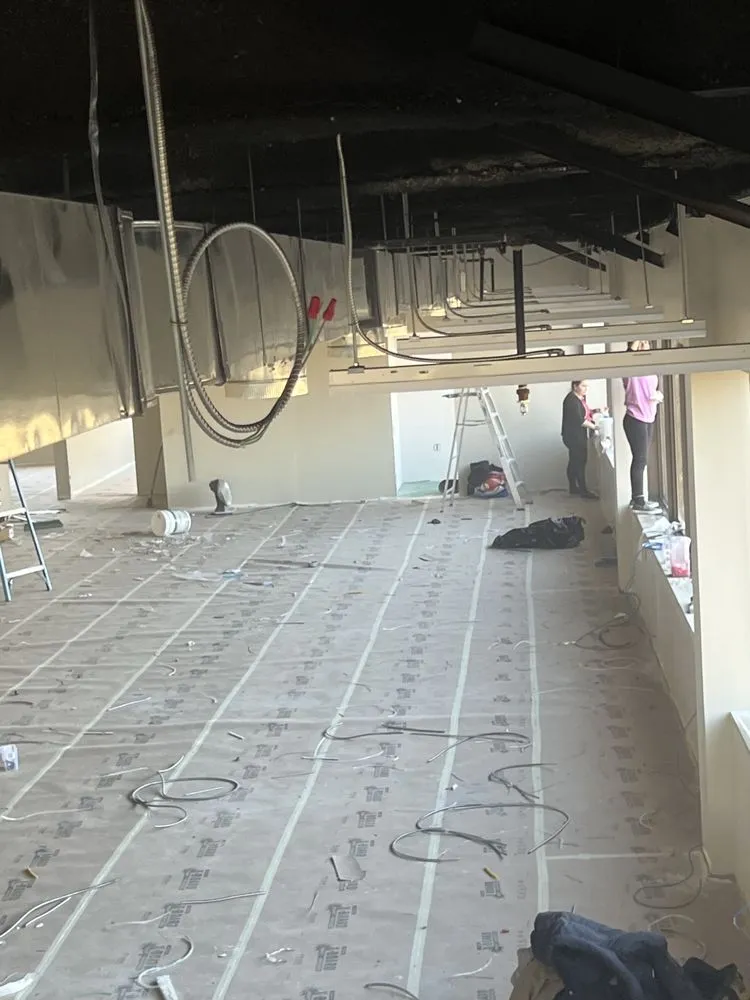 Slide of R Zelaya Electric