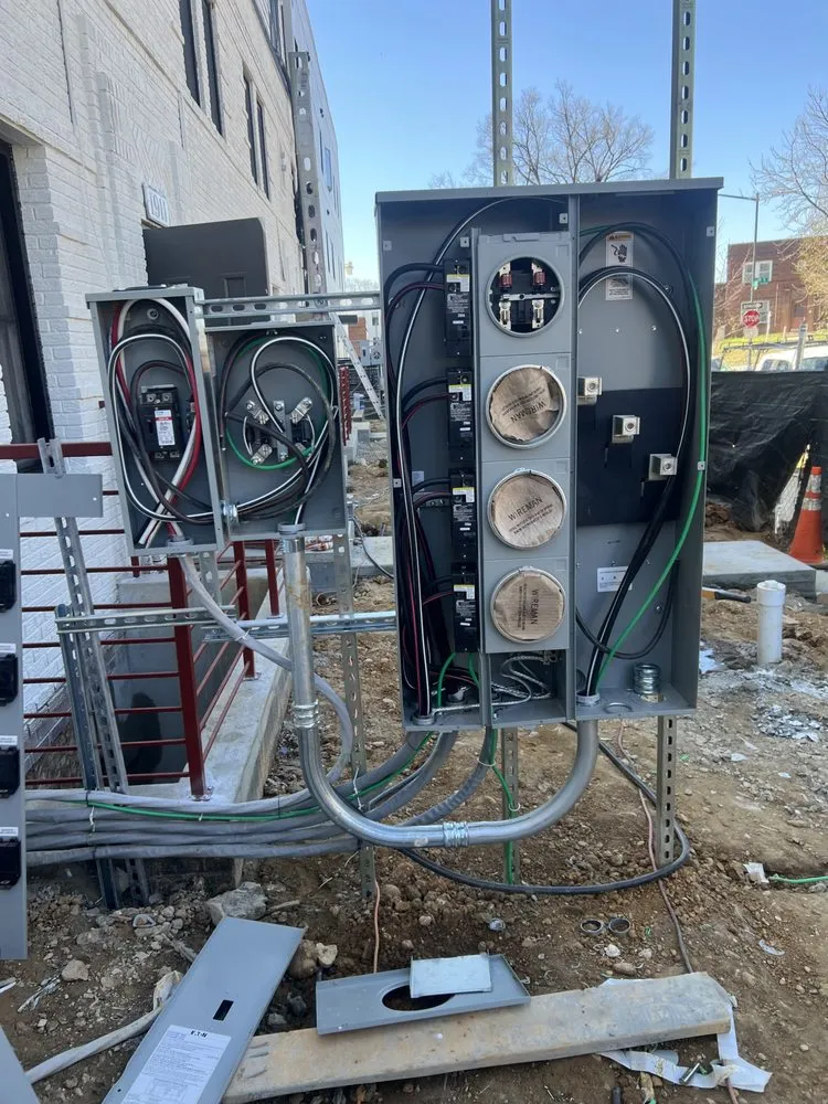 Slide of R Zelaya Electric