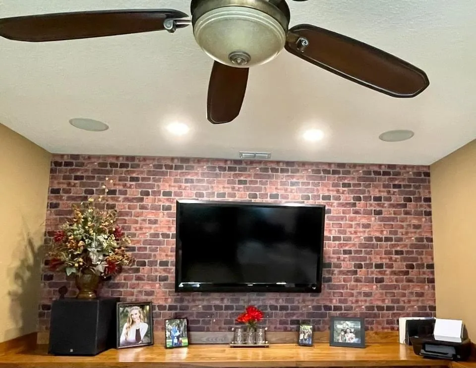 Slide of R2 Electric