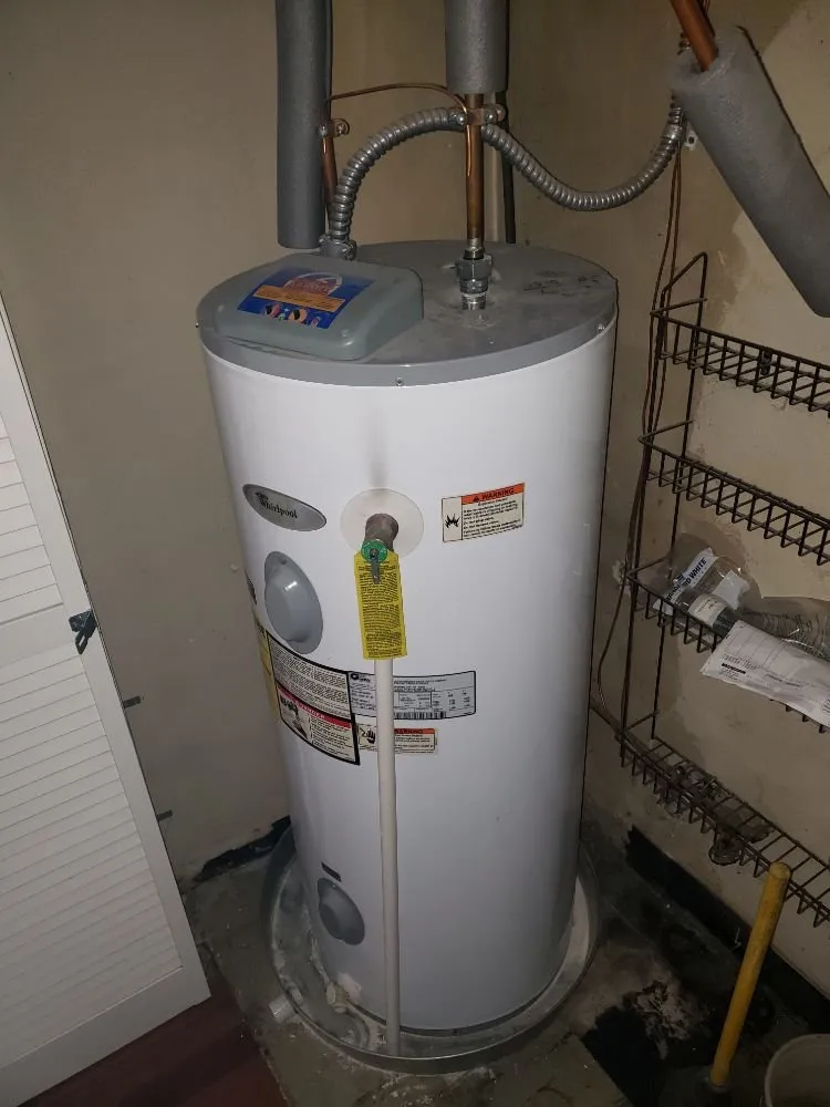 Affordable electrician providing lighting installation in , 