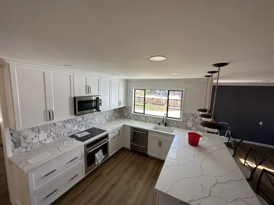 Rack City Electric Logo