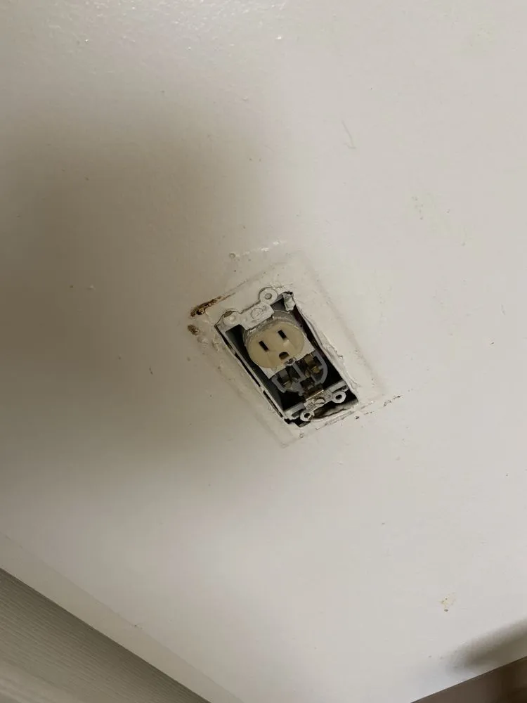 Slide of Radiant Lighting Solutions