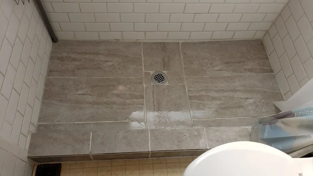 Slide of Rafael Handyman