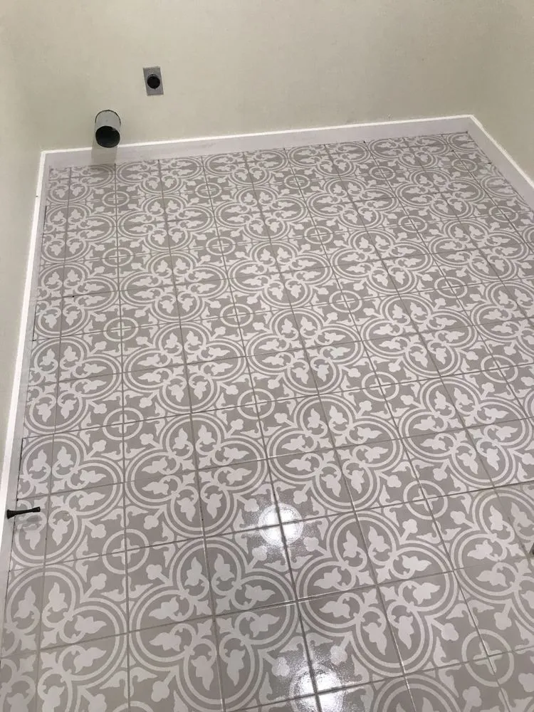 Affordable lighting installation in ,  by Ragon Builders and Remodeling