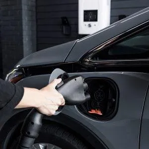 Licensed electrical service for homes in wiring installation, by