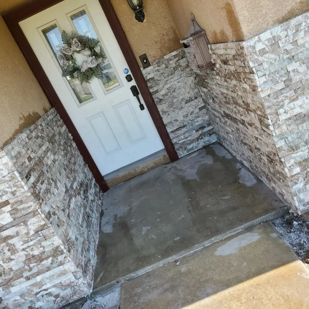 Slide of Ramirez M&C Handyman Services