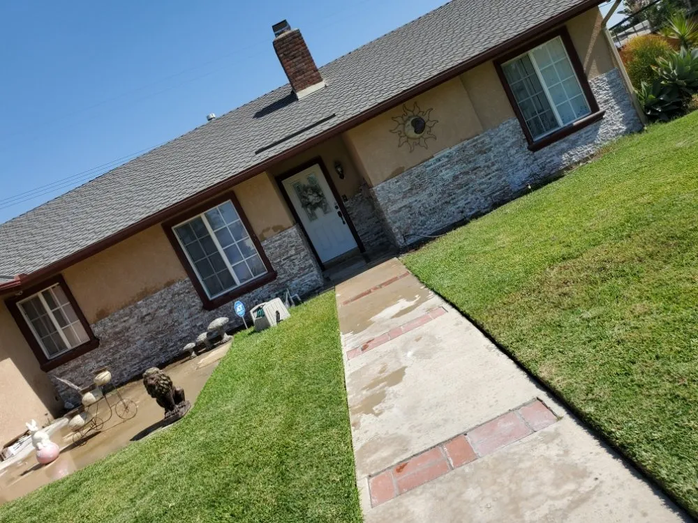 Slide of Ramirez M&C Handyman Services