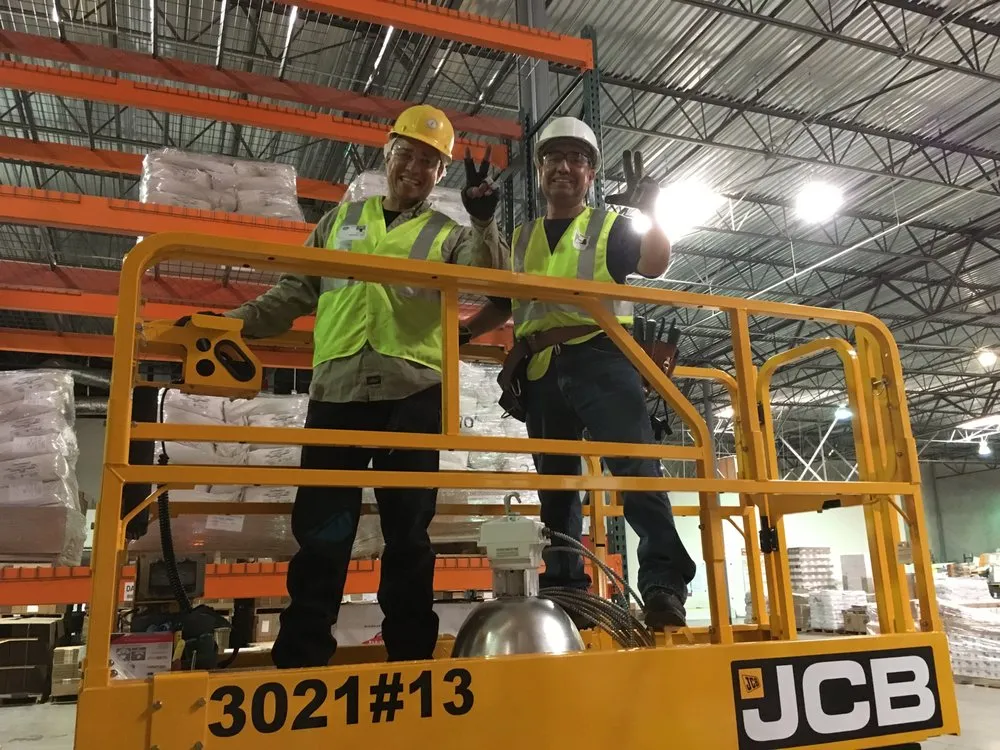 Reliable electrician providing lighting installation in Valley village, CA - Ramirez Power Electric
