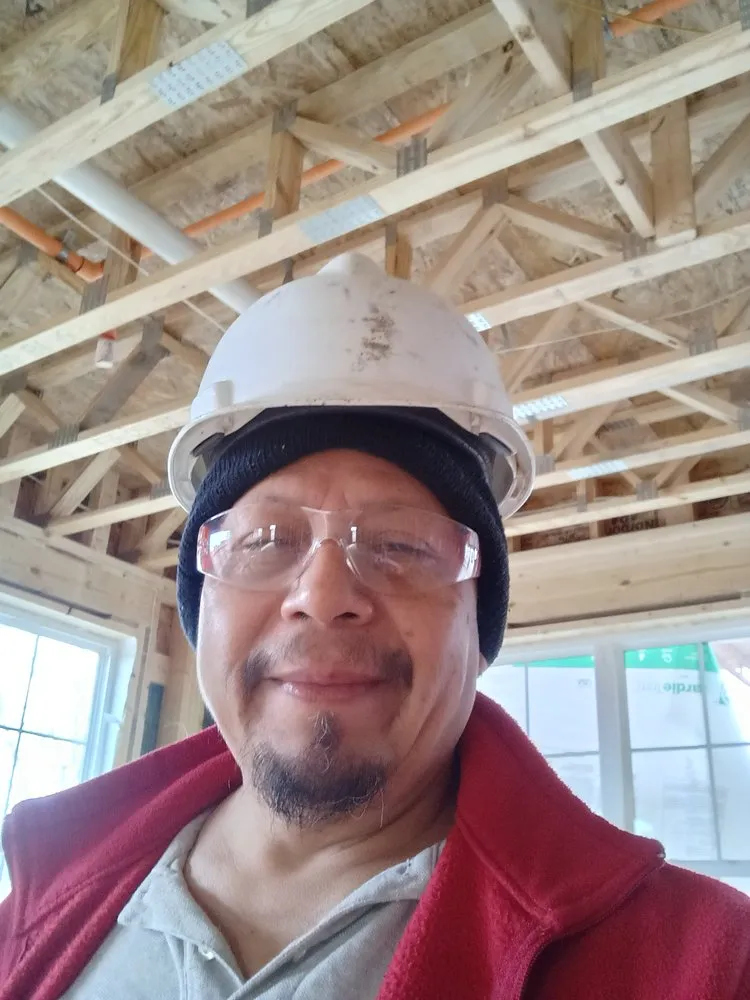 Slide of Ramon Electrical Contractor