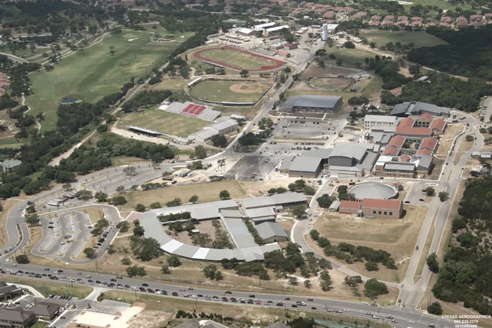 Certified circuit breaker repair in Spicewood, TX by Randall Electric