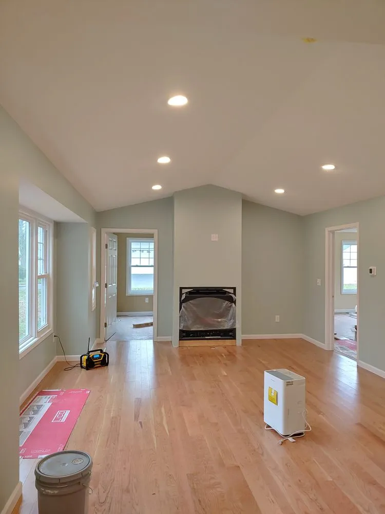 Slide of Randos Handyman Service