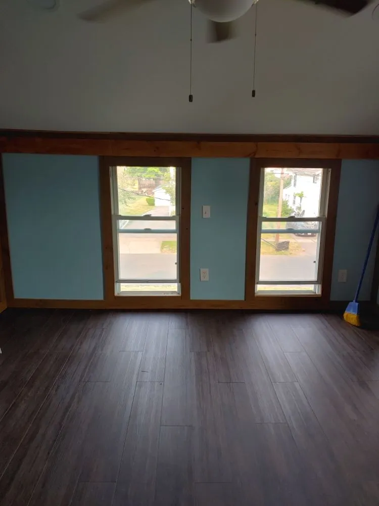 Slide of Randos Handyman Service