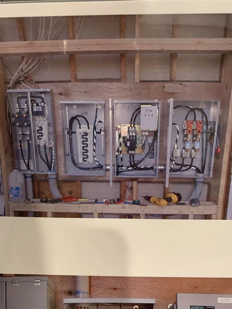 Slide of Randy Palma Electrical