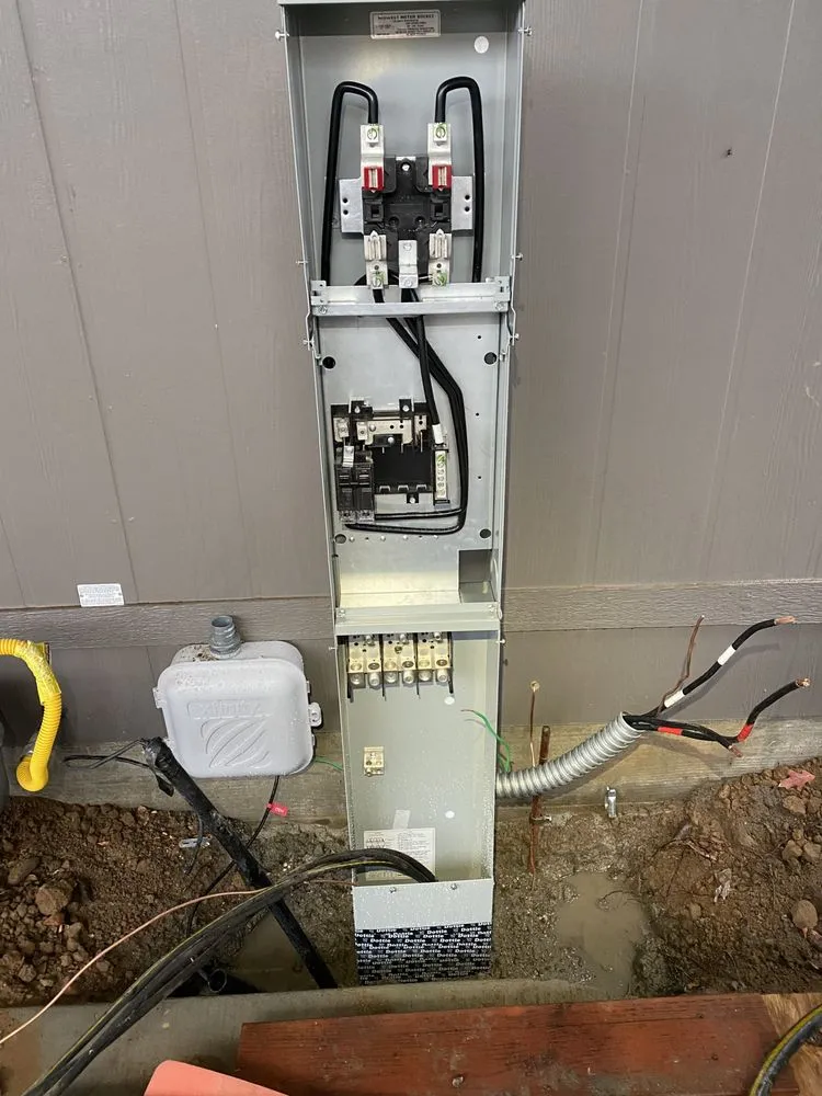 Slide of Randy Palma Electrical