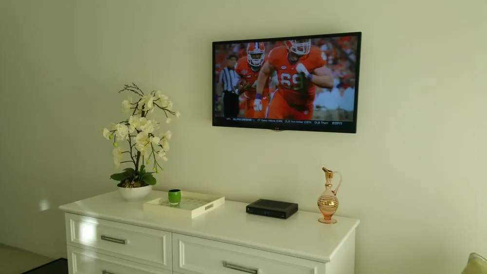 Slide of Rangel Electric