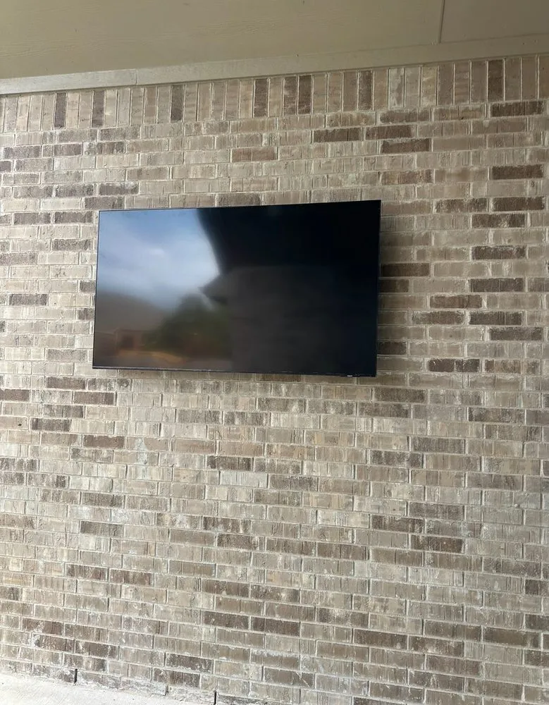 Slide of Rangel Electrical Services